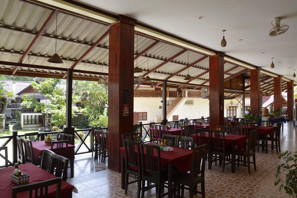 Hotel Vilayvong Vang Vieng Extérieur photo