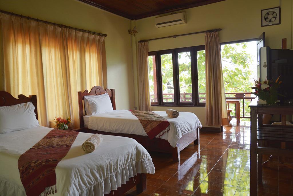 Hotel Vilayvong Vang Vieng Extérieur photo