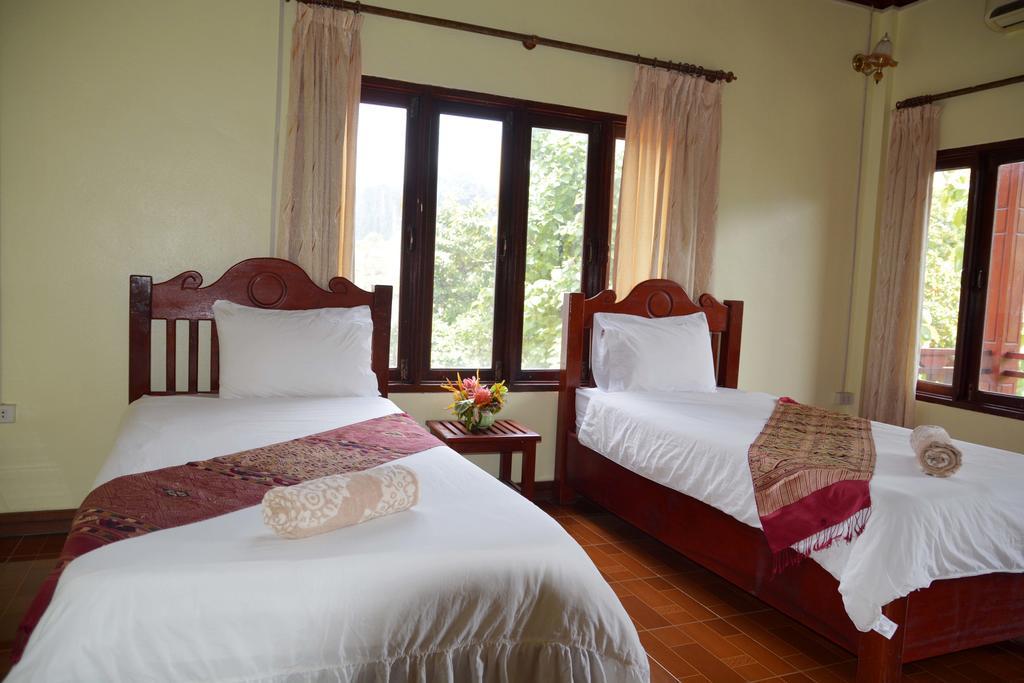 Hotel Vilayvong Vang Vieng Extérieur photo