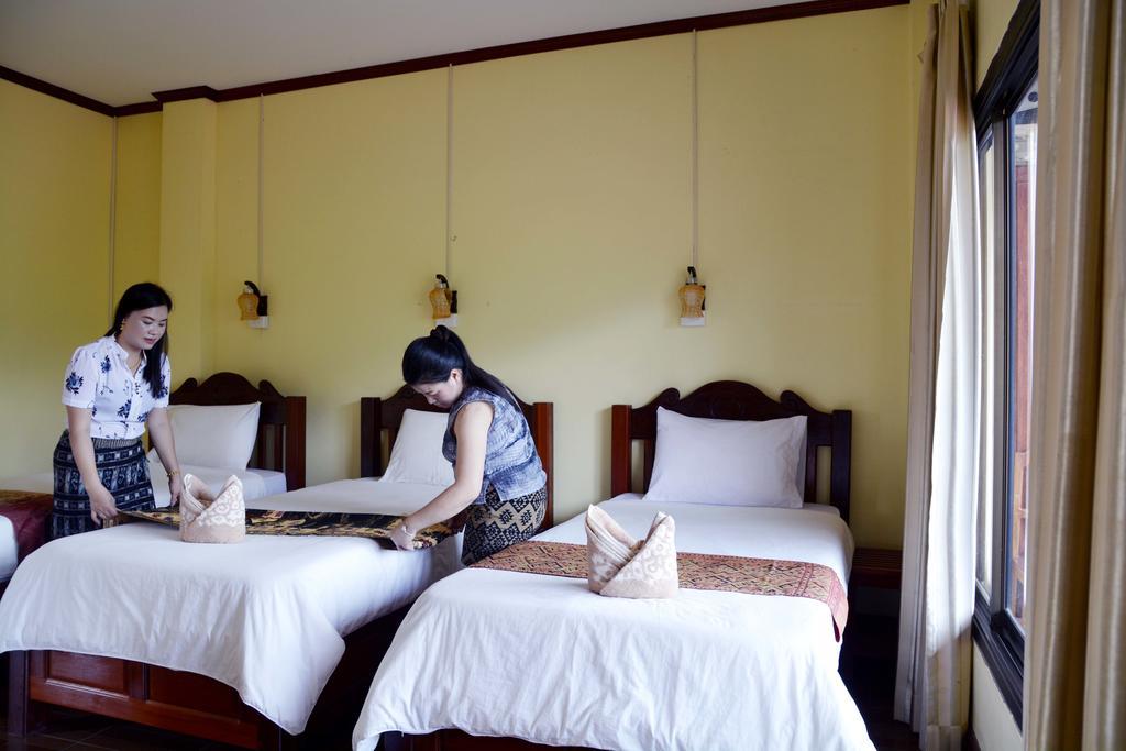 Hotel Vilayvong Vang Vieng Extérieur photo