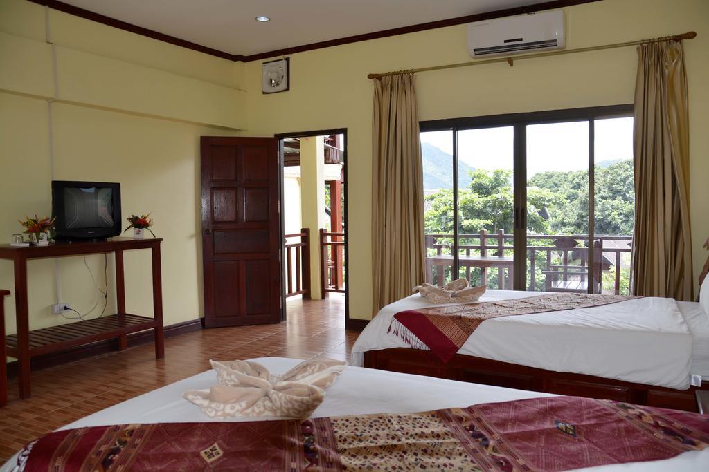 Hotel Vilayvong Vang Vieng Extérieur photo
