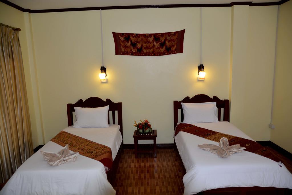 Hotel Vilayvong Vang Vieng Extérieur photo