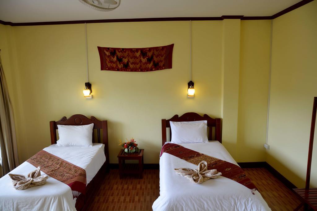 Hotel Vilayvong Vang Vieng Extérieur photo