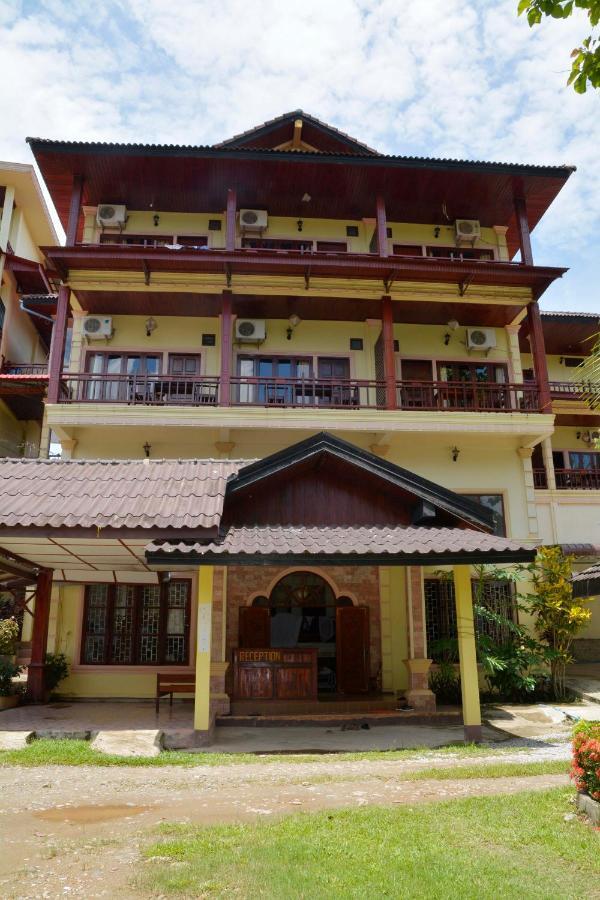 Hotel Vilayvong Vang Vieng Extérieur photo