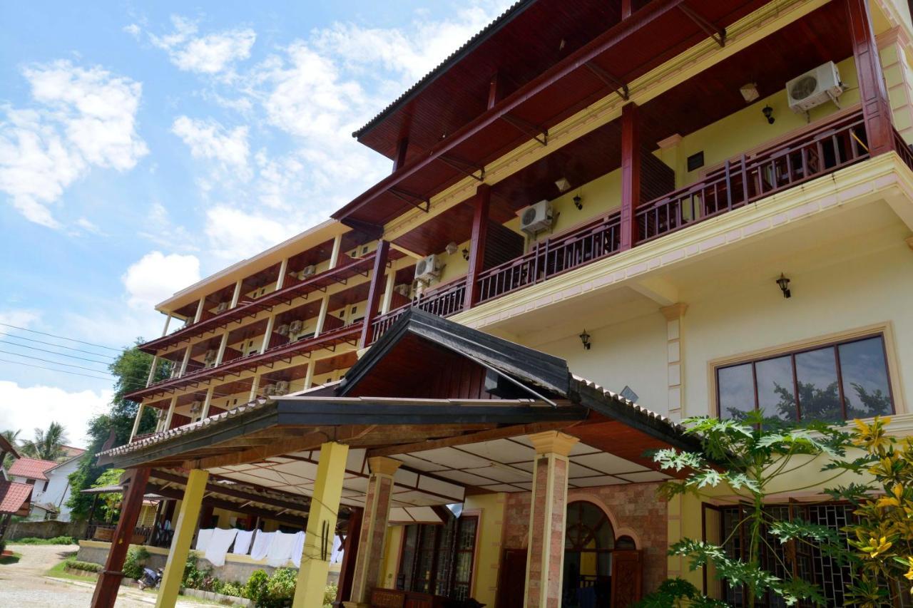 Hotel Vilayvong Vang Vieng Extérieur photo